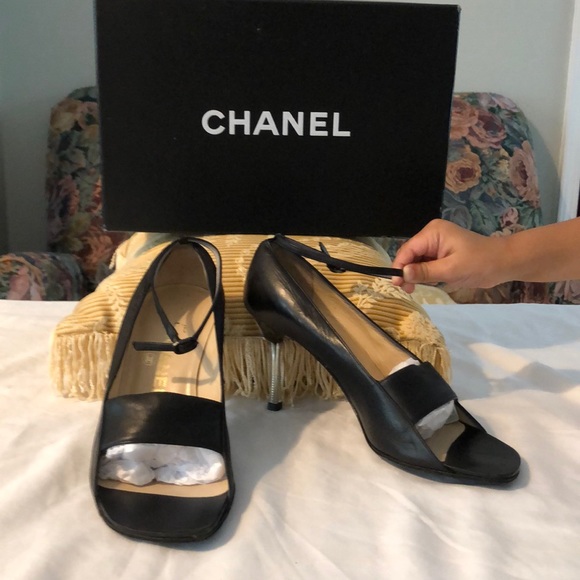 CHANEL Classic Open Toe Heels - Picture 13 of 14